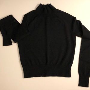 THEORY Cropped Cashmere Sweater